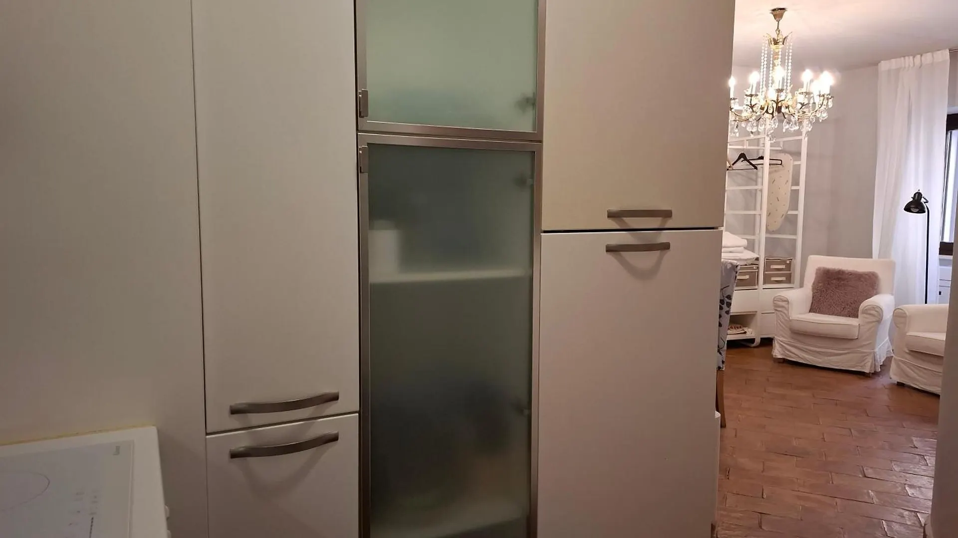 Apartment Suite 