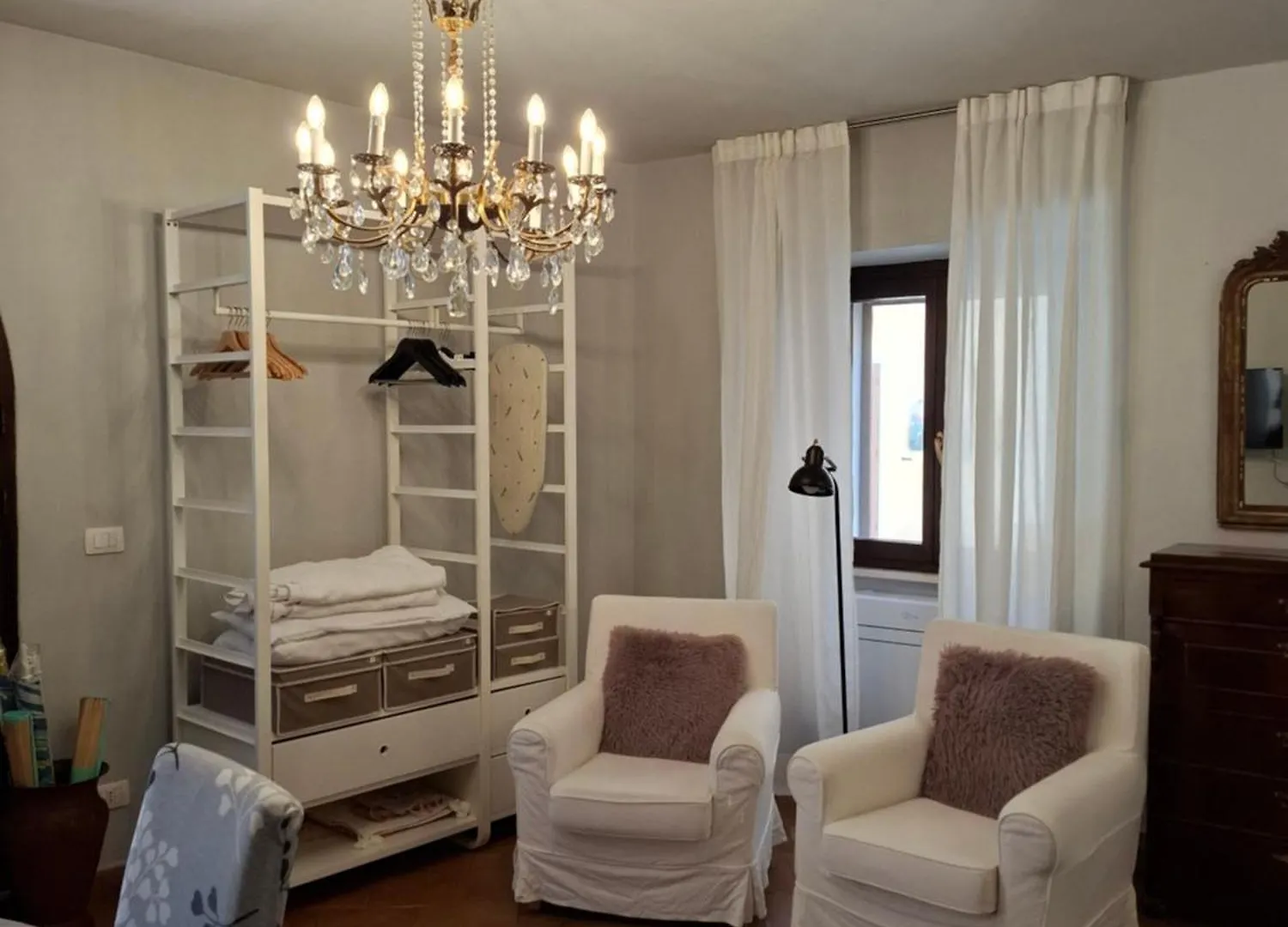 Apartment Suite 